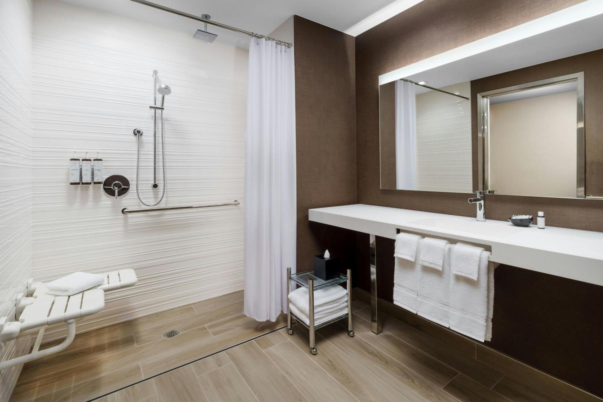 Ac Hotel St Petersburg Downtown 세인트피터즈버그 외부 사진